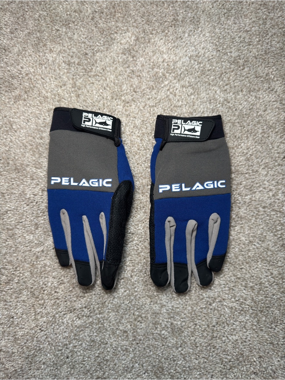 PELAGIC End Game Fishing Gloves